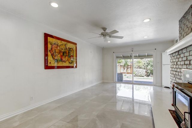 3226 Murchison Way, Carmichael, CA 95608
