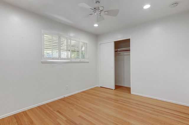 3226 Murchison Way, Carmichael, CA 95608