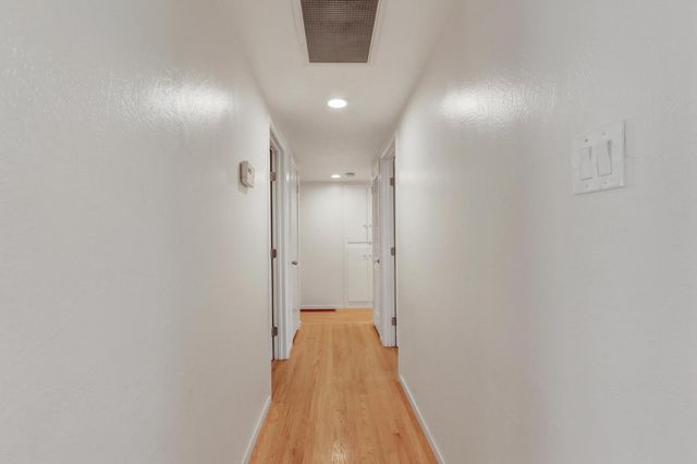 3226 Murchison Way, Carmichael, CA 95608