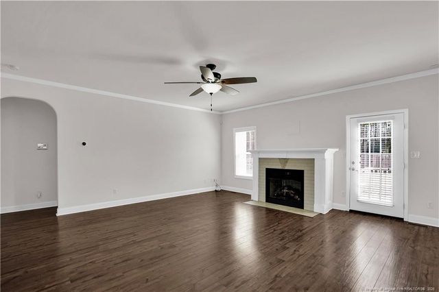 2816 Sand Trap Lane, Hope Mills, NC 28348