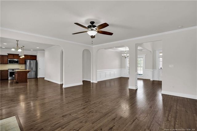 2816 Sand Trap Lane, Hope Mills, NC 28348