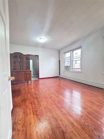 88-16 85th Street, Woodhaven, NY 11421