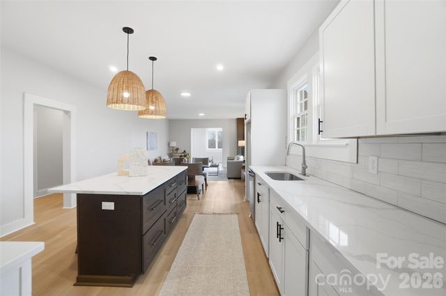 1212 Coddle Creek Highway, Mooresville, NC 28115