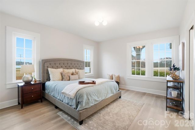 1212 Coddle Creek Highway, Mooresville, NC 28115