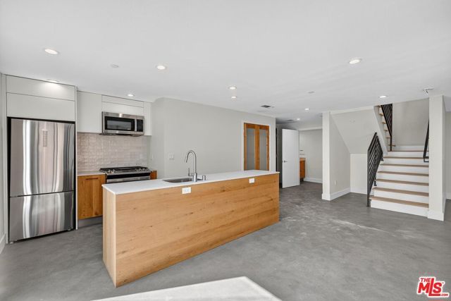 2412 Eads Street 7, Los Angeles, CA 90031