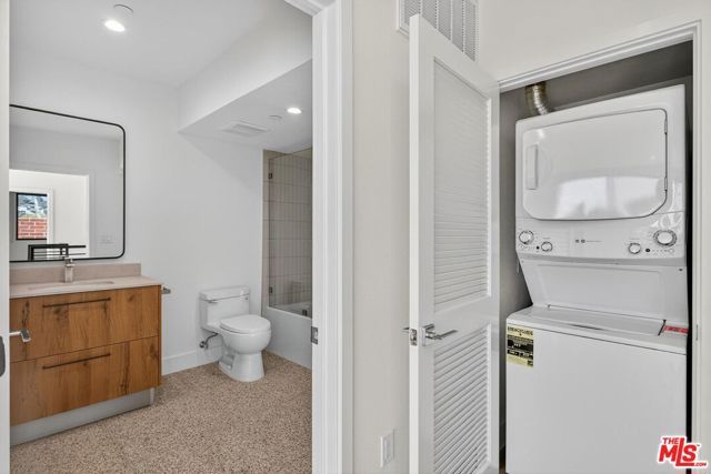 2412 Eads Street 7, Los Angeles, CA 90031