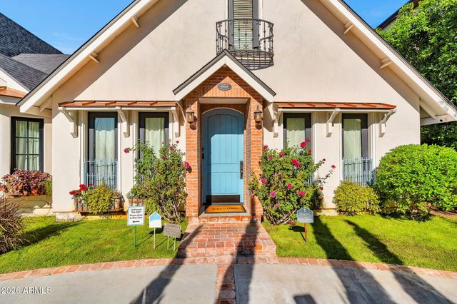 4402 E TURNEY Avenue, Phoenix, AZ 85018