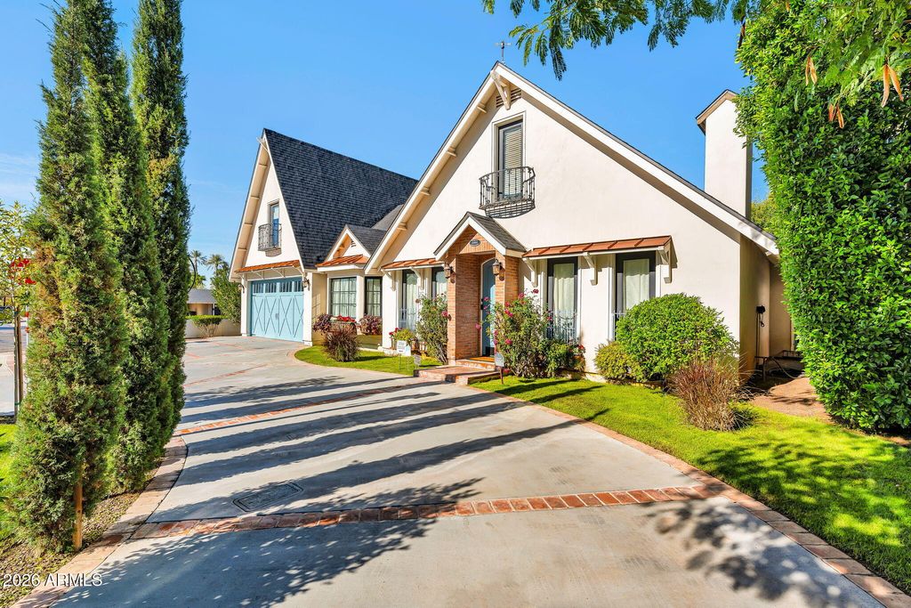 4402 E TURNEY Avenue, Phoenix, AZ 85018