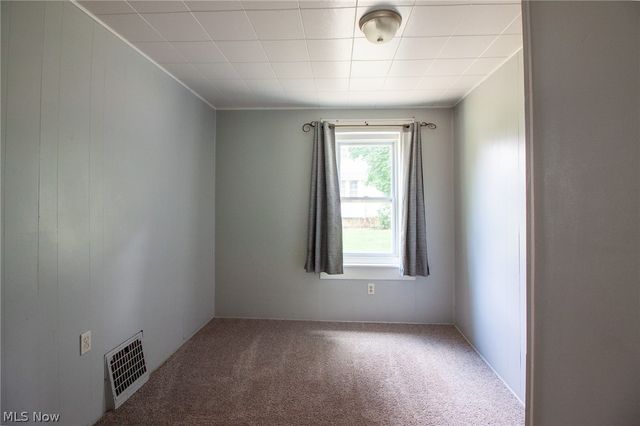 1869 Springfield Center Road, Akron, OH 44312