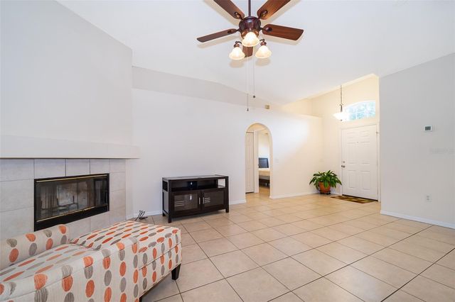 63 JETT LOOP, Apopka, FL 32712