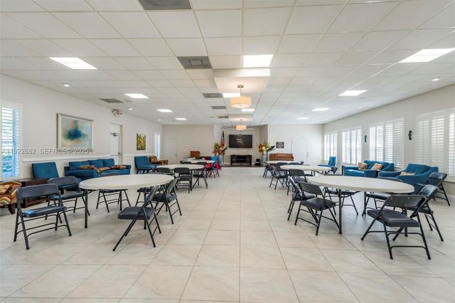 2300 SW 22nd Ave 109, Delray Beach, FL 33445