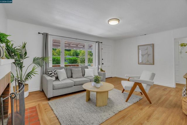 1510 Huston Rd, Lafayette, CA 94549