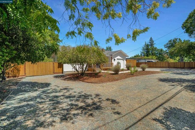 1510 Huston Rd, Lafayette, CA 94549