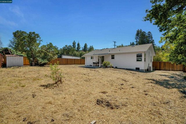 1510 Huston Rd, Lafayette, CA 94549