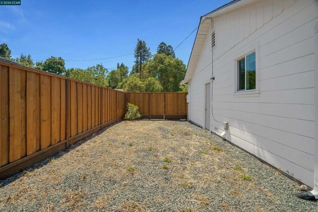 1510 Huston Rd, Lafayette, CA 94549