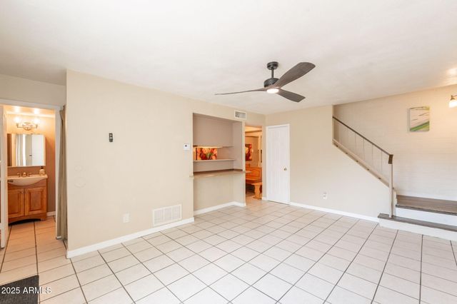 948 S Alma School Road 118, Mesa, AZ 85210