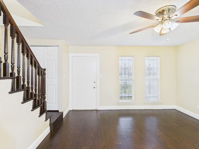 6416 Bankside Drive 42, Houston, TX 77096