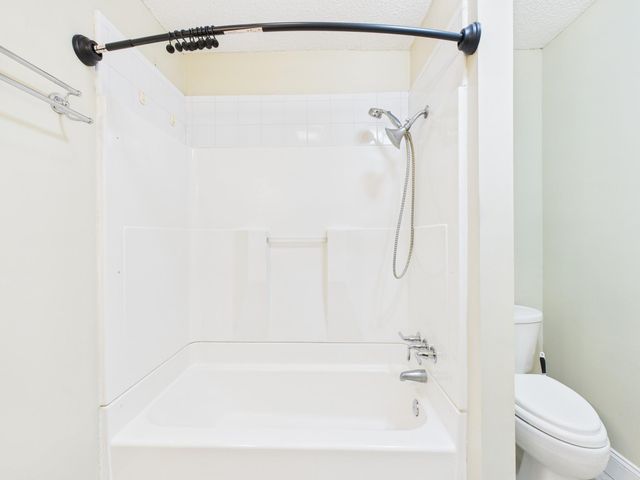 6416 Bankside Drive 42, Houston, TX 77096