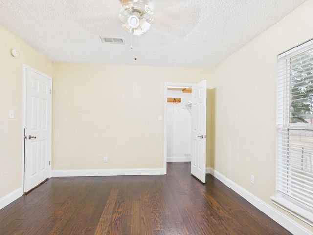 6416 Bankside Drive 42, Houston, TX 77096
