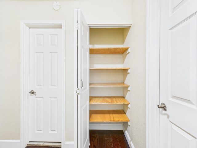 6416 Bankside Drive 42, Houston, TX 77096