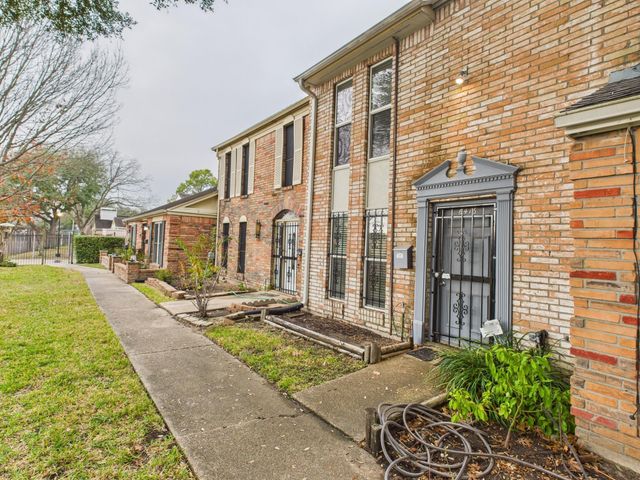 6416 Bankside Drive 42, Houston, TX 77096