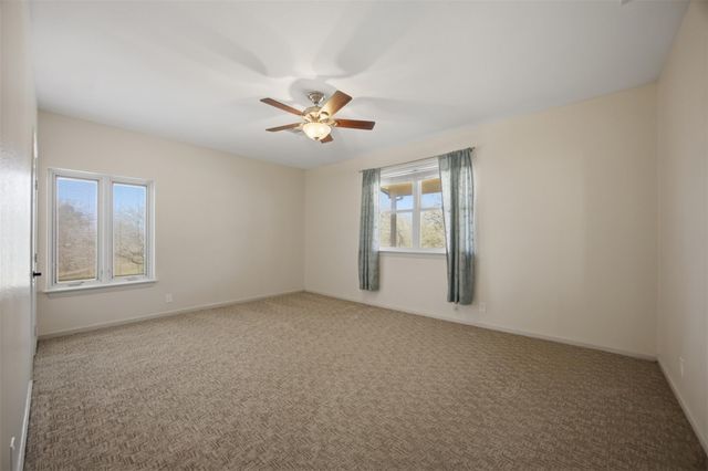 123 Meadowood DR, Elgin, TX 78621