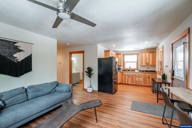 57700 Blowout Rd, Idanha, OR 97350