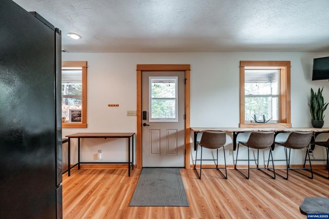 57700 Blowout Rd, Idanha, OR 97350