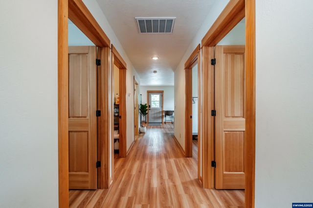 57700 Blowout Rd, Idanha, OR 97350