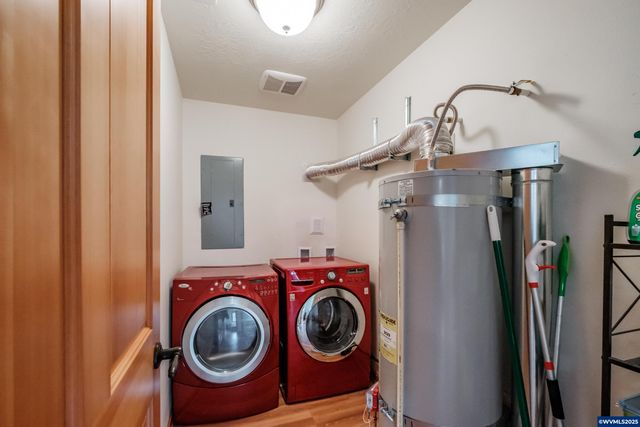 57700 Blowout Rd, Idanha, OR 97350