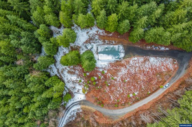 57700 Blowout Rd, Idanha, OR 97350