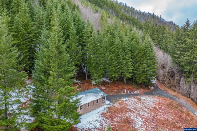 57700 Blowout Rd, Idanha, OR 97350