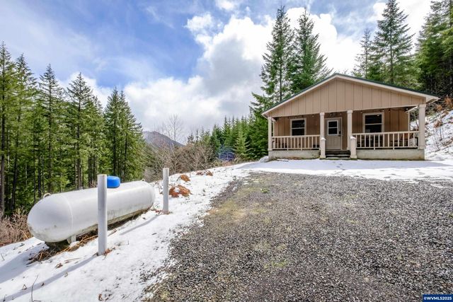 57700 Blowout Rd, Idanha, OR 97350