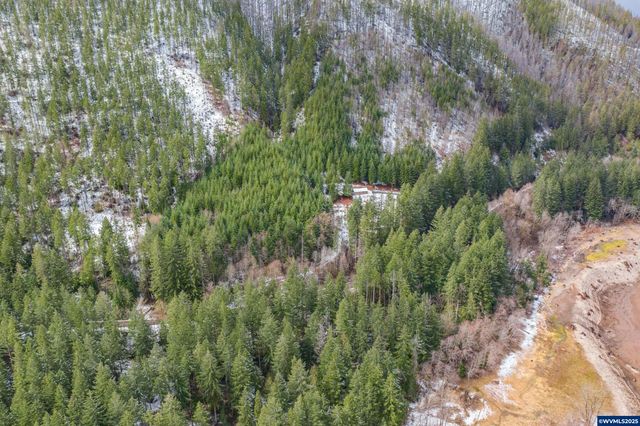 57700 Blowout Rd, Idanha, OR 97350