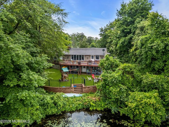 1600 Parkview Boulevard, Toms River, NJ 08755