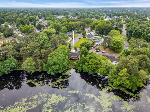 1600 Parkview Boulevard, Toms River, NJ 08755