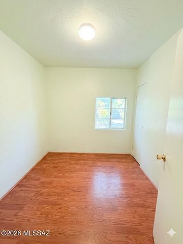 2926 N Mitch Drive, Tucson, AZ 85719