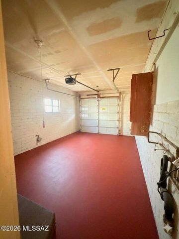 2926 N Mitch Drive, Tucson, AZ 85719