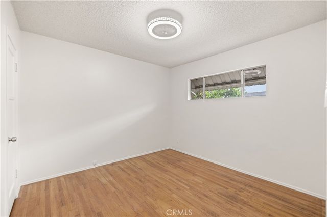 18418 Sylvan, Reseda, CA 91335
