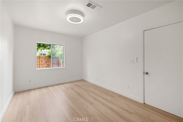 18418 Sylvan, Reseda, CA 91335