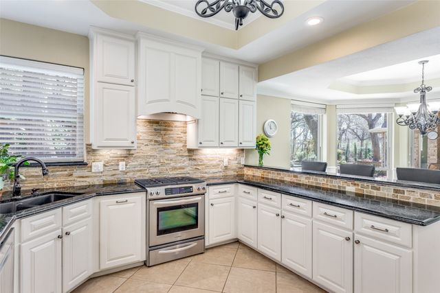 2729 Sunrise Drive, Arlington, TX 76006