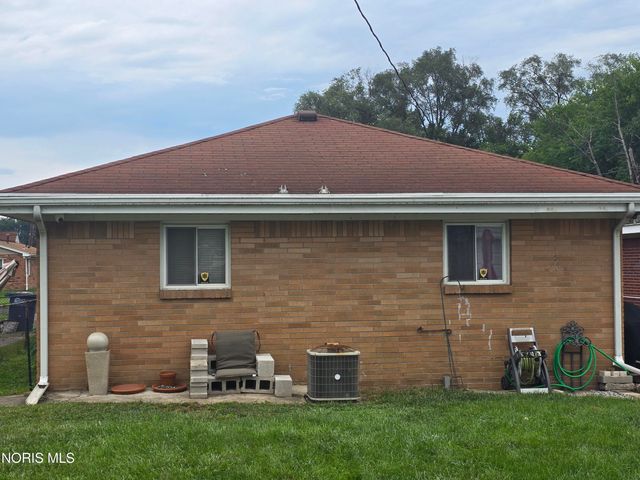 1833 Welker Avenue, Toledo, OH 43613