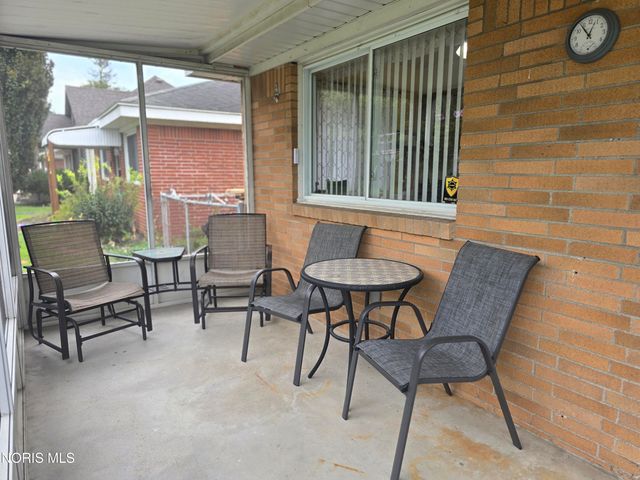 1833 Welker Avenue, Toledo, OH 43613