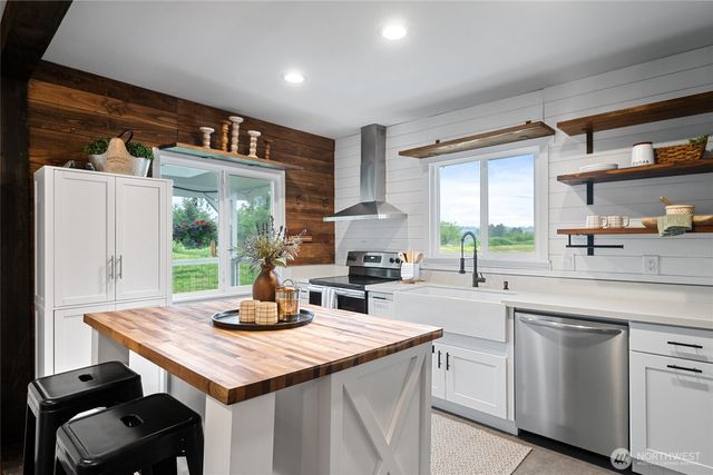6001 Riverview Road, Snohomish, WA 98290
