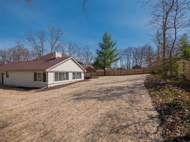 5153 Chickadee Drive, Kalamazoo, MI 49009