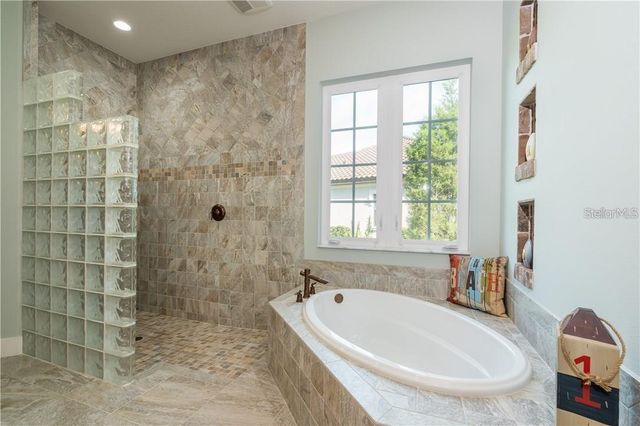 16131 DAYSAILOR TRAIL, Lakewood Ranch, FL 34202