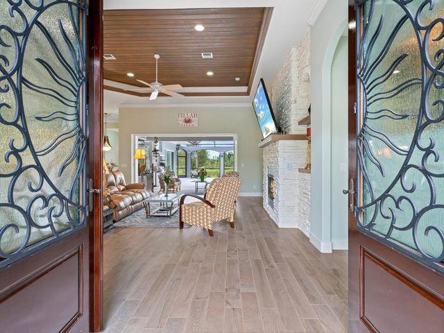 16131 DAYSAILOR TRAIL, Lakewood Ranch, FL 34202