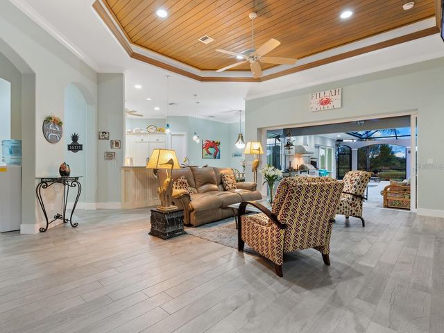 16131 DAYSAILOR TRAIL, Lakewood Ranch, FL 34202