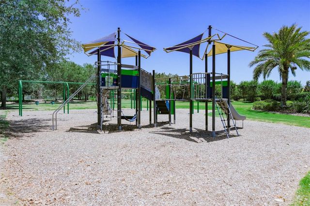 16131 DAYSAILOR TRAIL, Lakewood Ranch, FL 34202