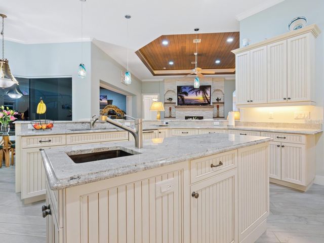 16131 DAYSAILOR TRAIL, Lakewood Ranch, FL 34202